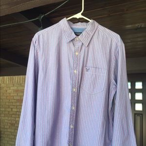 Men’s American Eagle Button-up L Long Sleeve.